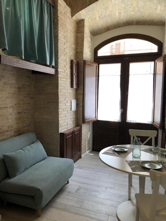 Le Volte Nel Borgo Termoli Exterior foto