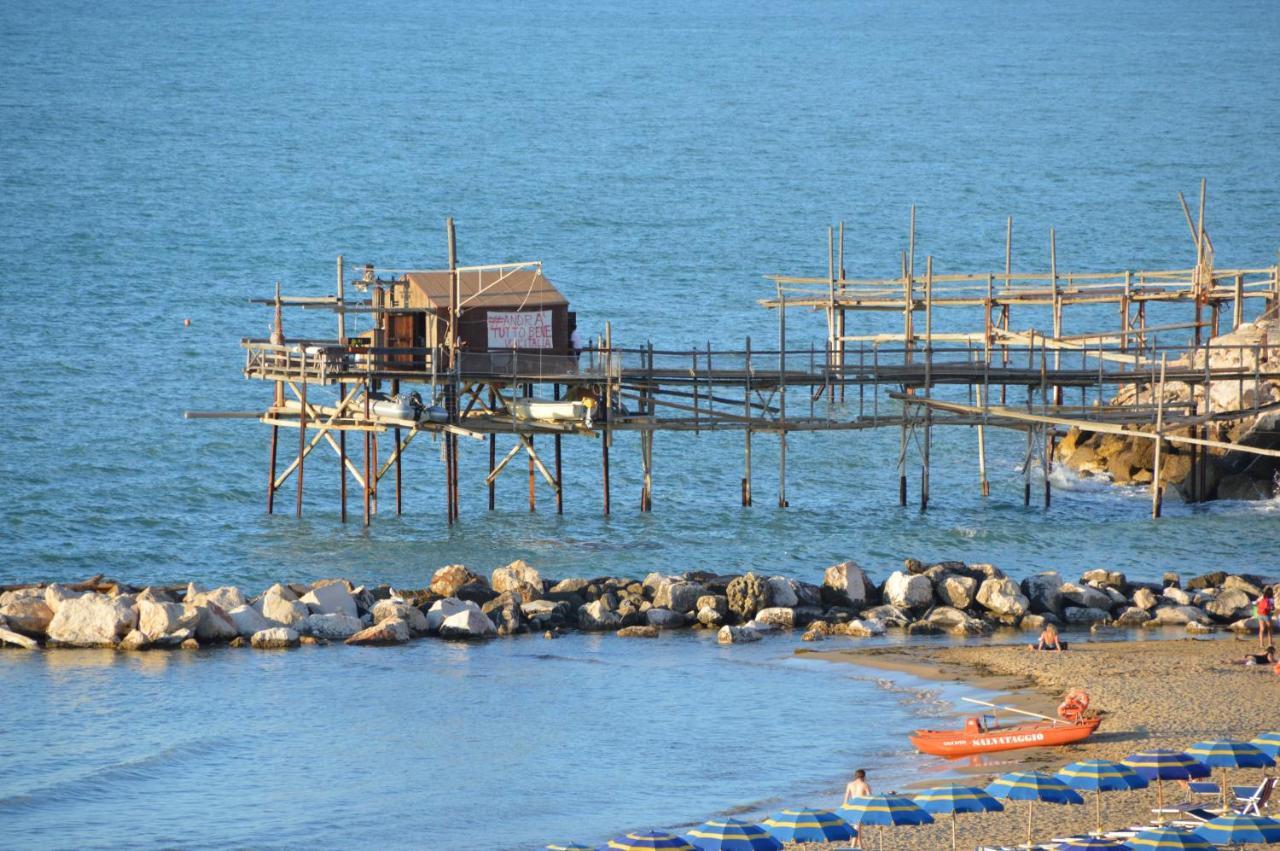 Le Volte Nel Borgo Termoli Exterior foto
